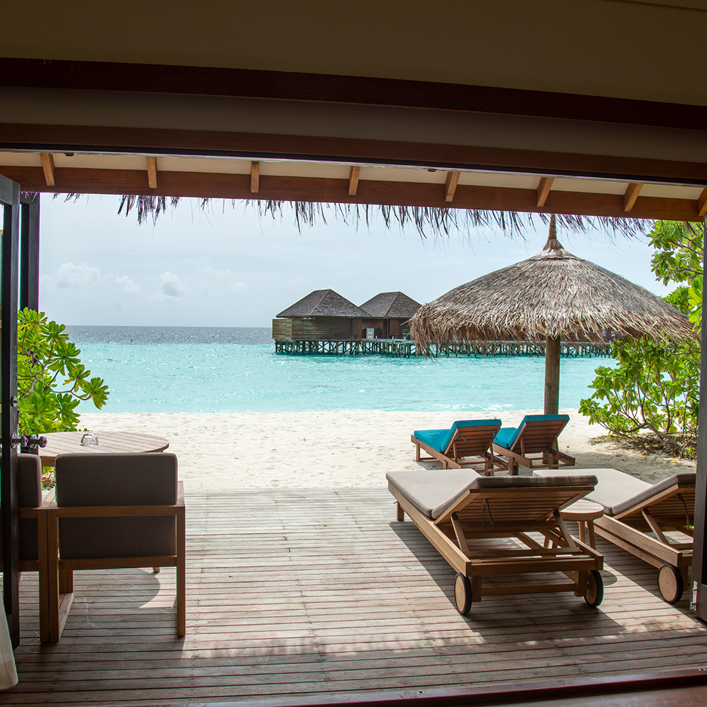 Jacuzzi Beach Villa at Veligandu Maldives