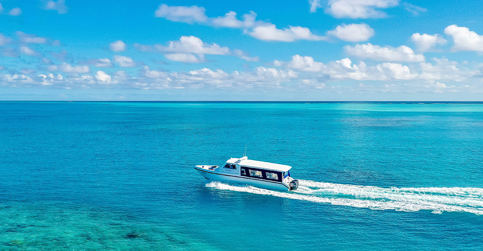 Speed Boat Transfer at Veligandu Maldives