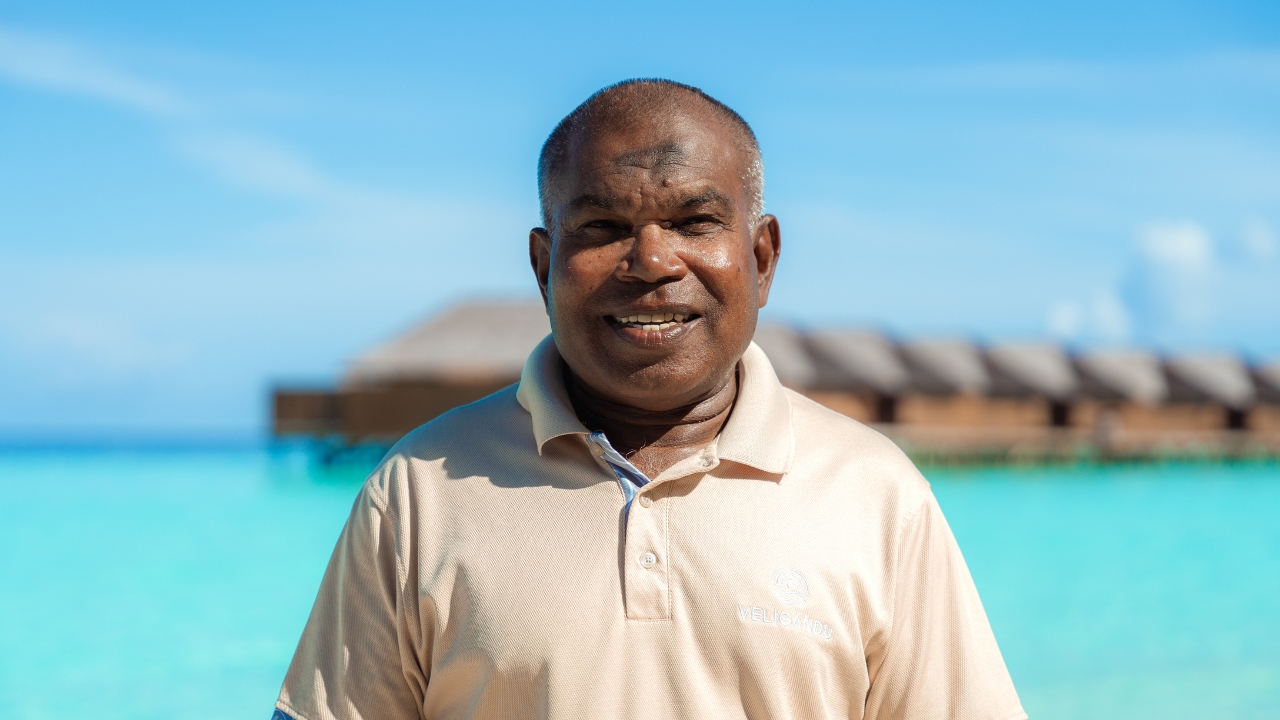 Long service team member Hussain at Veligandu Maldives