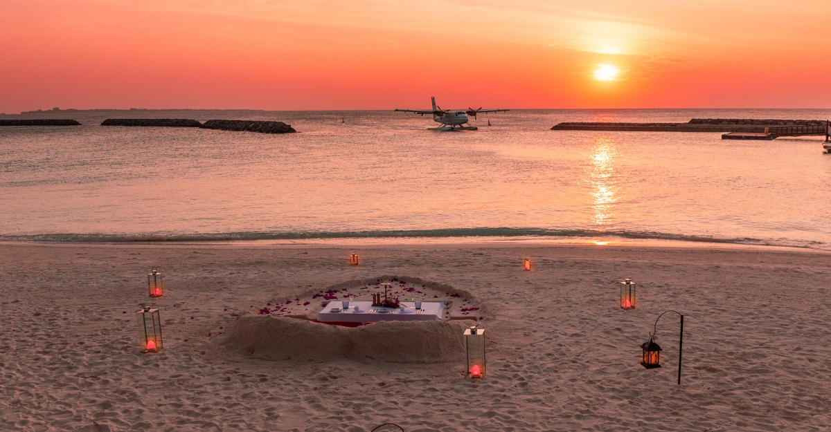 Beach Dining Moments