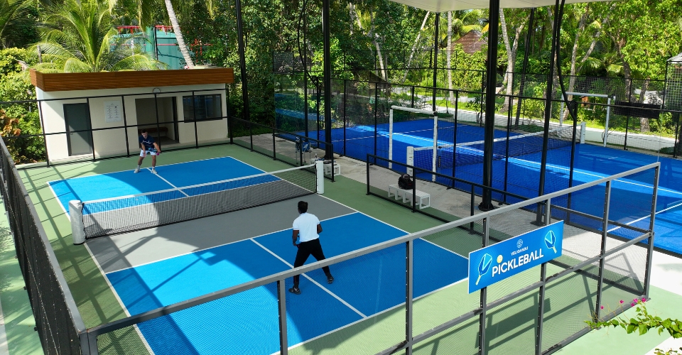 Padel Coach at Veligandu