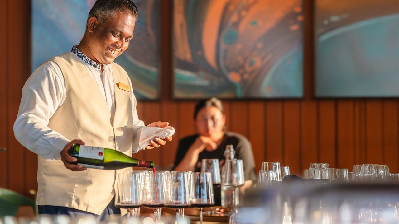 Raalu Bar wine tasting at Veligandu Maldives