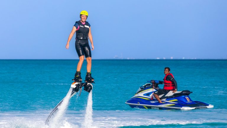 Watersports at Veligandu Maldives